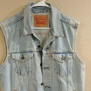 Levis Vest